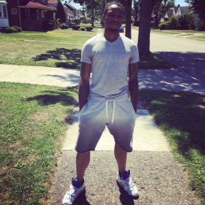 YoungRich_hucho's profile picture. 