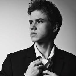 sabsid6's profile picture. 