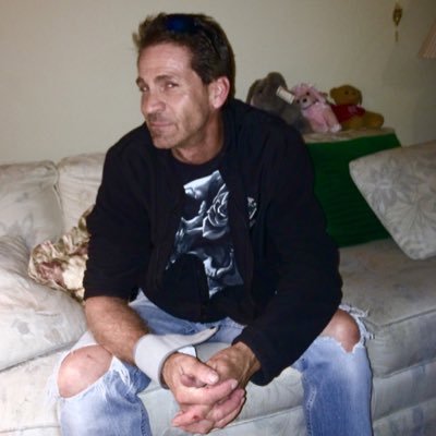 Randy1Pritchard's profile picture. my name is Randy and I'm recently Divorced! thank the Lord! I have 4 wonderful Grand children! I'm a manager of maintenance at a theater,