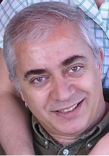 Adalet mülkün temeli ise, gerçekler ve doğrular da adaletin temelidir. Adalet egemen olamazsa, rezalet egemen olur. Hak hakikat aşkı, aşkın en güzelidir.