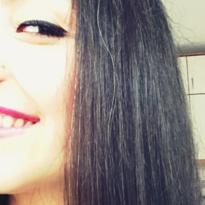 muallakilicli's profile picture. Tanrım tipimden asalet akıyor.