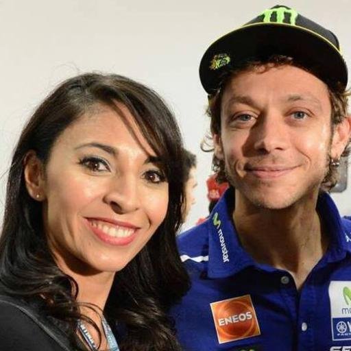 Periodista Deportiva
Frase favorita....Para conseguir el éxito necesitas dedicación total, buscar tus límites y dar lo mejor de ti..