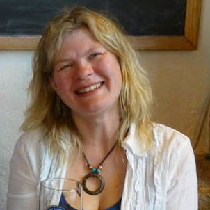VickiTheVegan Profile Picture