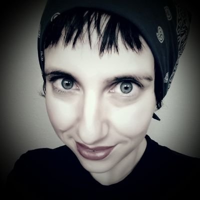 keepitsimple33's profile picture. mommy. wife. culinary deviant. baker . entrepreneur. editor.