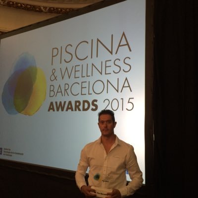 construmaxabia's profile picture. Constructor. Especialistas en diseño, instalación y construcción de #piscinas y #spas #swimmingpools builders. #pool