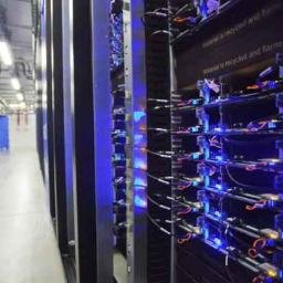 decompilateur's profile picture. DDOS in your face 🙈 🙉 🙊