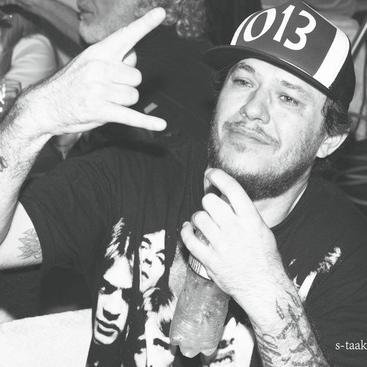 nossacancao__'s profile picture. Frases e trechos de musicas para suas legendas.