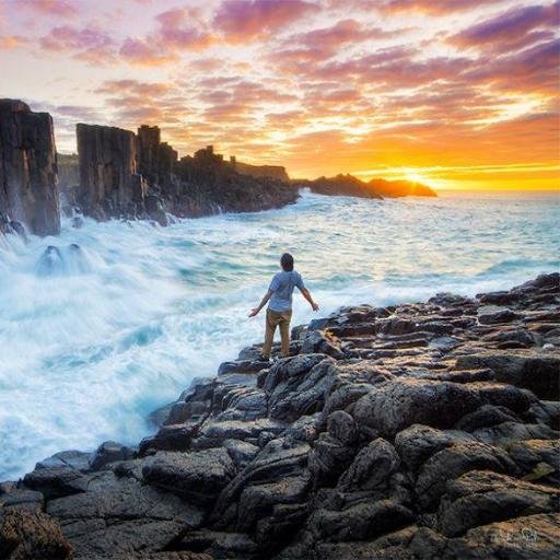 Share Information or Amazing Places and Art For Online