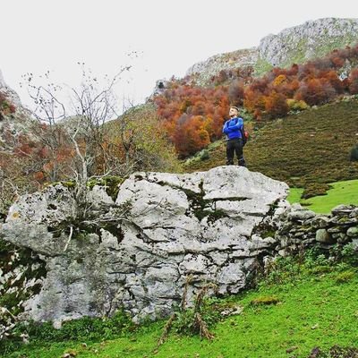 Aficionado a la #Montaña #Alpinismo / Cuando eres todoterreno lo que sobran son caminos.