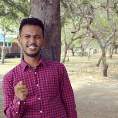 Man_derhy's profile picture. Itu Hati atau Bassang ? Knpa isinya poteng ??