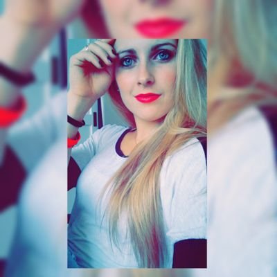 Jessie_gasser's profile picture. 5ème génération de la famille de cirque... J'ai ça dans le sang !

instagram: jessiesonja_gasser