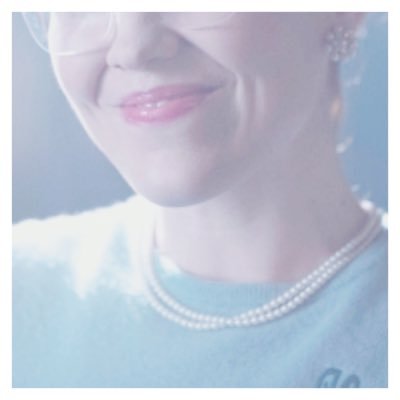 simplykringle's profile picture. ĸrιѕтen ĸrιngle. — [recordѕ ĸeeper aт тнe goтнaм cιтy polιce deparтмenт.] ; ❝ι've loved тнe ѕтarѕ тoo ғondly тo вe ғearғυl oғ тнe nιgнт.❞ [dcrp | ѕιngle] — [❃]