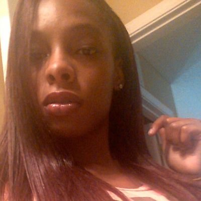 Alma mater: Southwind High
Birthday: 05/31/97 ♊
I LOVE MY FIANCE @ROSS_noStore
Taken EST date: 06\21/14