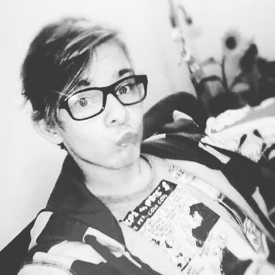 piotr_uzarski's profile picture. Podobno jestem słodki jak cukierek z słodkie tylko opakowanie...