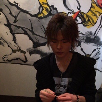 junpei_0079's profile picture. 東京の大学に通っている２０歳の学生です(^o^) ビリヤード、スノボー、バレーボール、カラオケなどが好きです(^_^) 現在はバイトをしないで生活をしています。なぜならバイト以外でお金を稼いでいるからです。今バイトをしていて、バイト以外で本気でお金を稼ぎたいと考えている方はDM下さい！よろしくお願いします(^ ^)