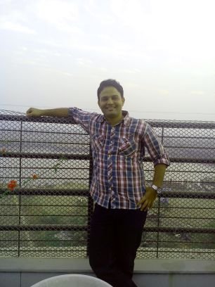 Performance Marketing, Foodie, Day Dreamer ,Music lover, Man Utd & GSW fan, love to travel & driving