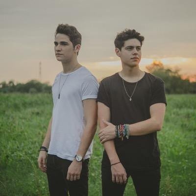 Noticas, fotos, vídeos y todo sobre @LucahOficial.