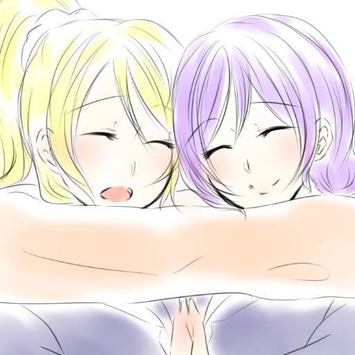 百合大好き！ pixivでイラスト描いてます!!ラブライブ描いてます！ごきんじょるの友の会！ジョルくす大好き！もちろんのぞえりも！pixiv→http://t.co/AgTJx6QSOe