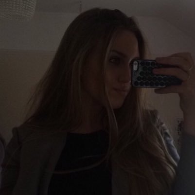 ZoeJones1999's profile picture. 