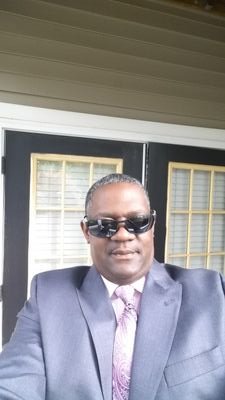 Looking to connect with business minded people.