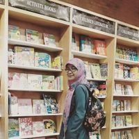 arumadewi's profile picture. Extra Ordinary Woman | Daughter | Teacher | Writer | #IndonesiaTanpaJIL