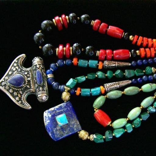 ThisIsEugenius's profile picture. jewelry designer, 
owner of https://t.co/WAP3zqsDrT ,  lover of natural living, I also share articles on natural health, human and animal rights