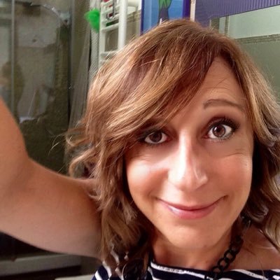 MilaniSabrina's profile picture. “I like the rain before it falls. of course there is no such thing, she said. That's why it's my favorite. Something can still make you happy, even if it isn't