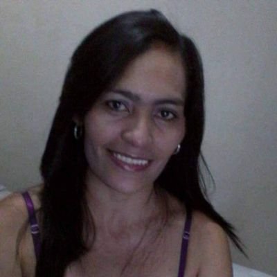 Claraineslobato's profile picture. 