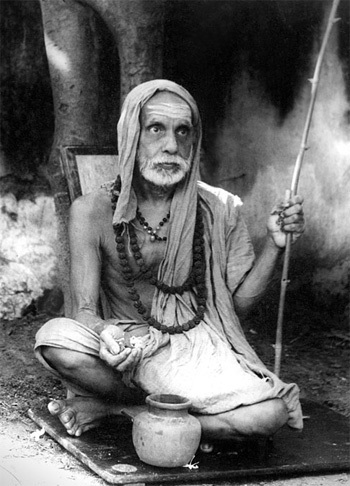 paramacharya's profile picture. A twitter account to broadcast sayings by the great seer - Kanchi Paramacharya.