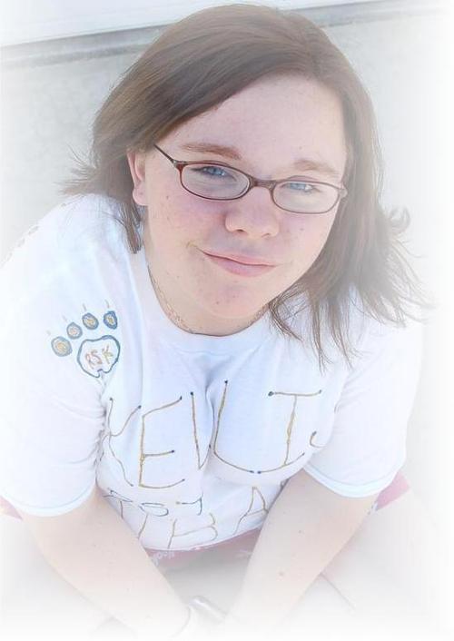 expLAINAtion's profile picture. I'm just a small town girl living in a lonely world looking for my city boy born and raised in south detroit