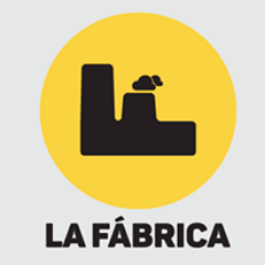 La Fábrica es una empresa de educación en tecnología, tenemos cursos de desarrollo web, aplicaciones móviles, diseño UX, marketing digital, programación.