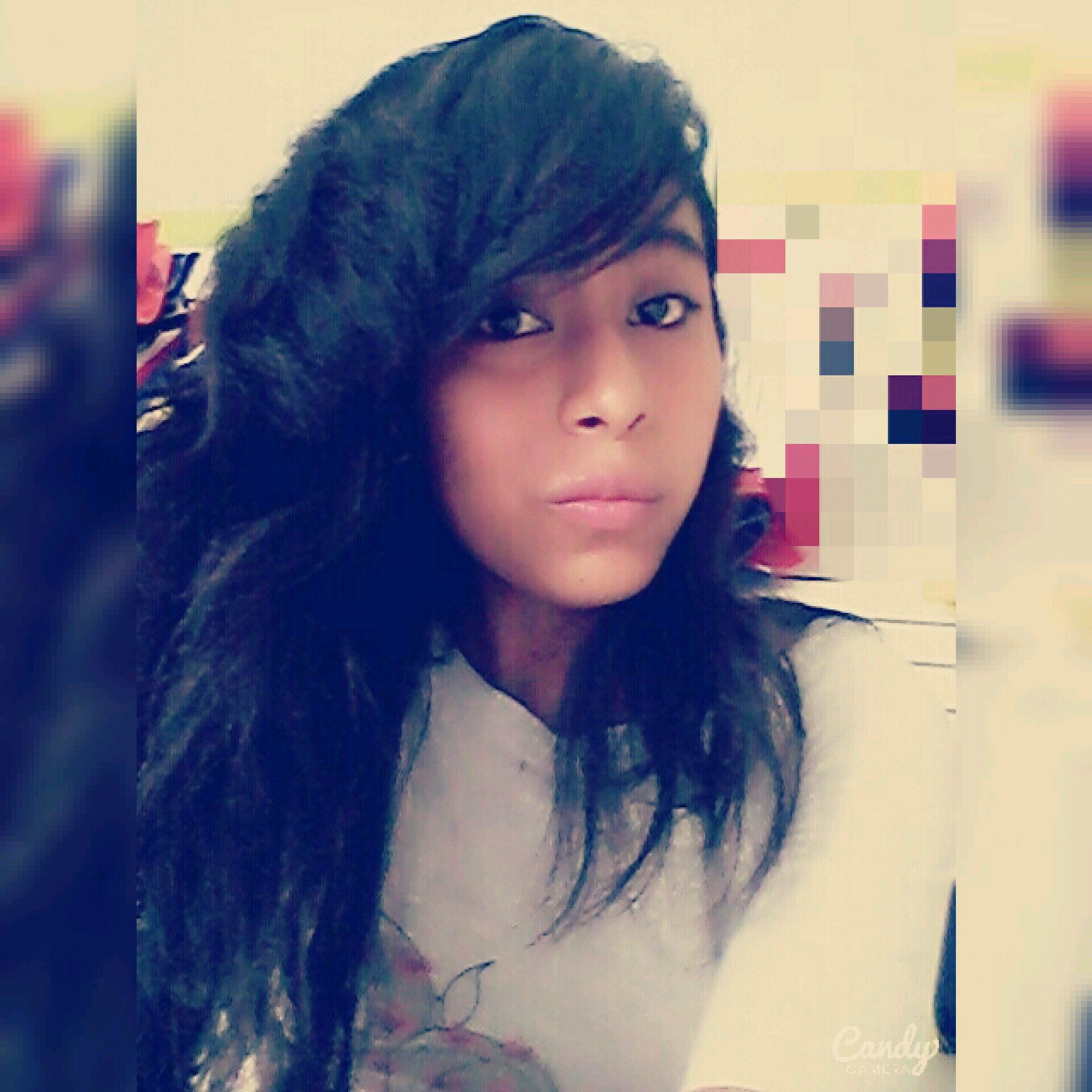 Lili71970's profile picture. L & U
