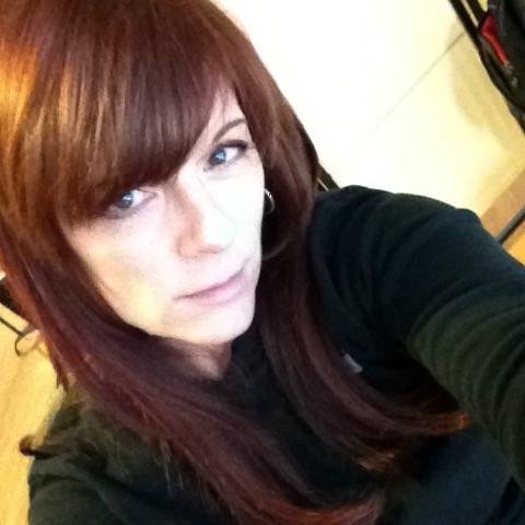 AdobeGirl, TechGirl, MacChick, GeekGirl, Chicago Cubs Die-Hard Fan. I love life and live it to it's fullest.