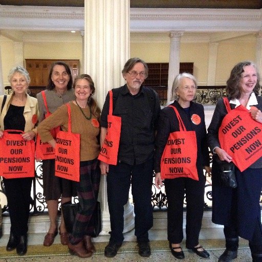 MA teachers, public employees and retirees for divestment of the pension fund from fossil fuels. #divestma Petition: https://t.co/h01KNC12MO