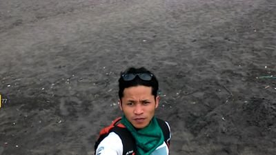 Perbuzayub's profile picture. FTI .. mementingkn orang lain dri pd diri sendirl