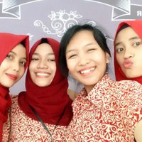 Annisa Dewita Nugrahani (@annisadwt) 's Twitter Profile