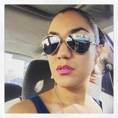 lucyrf's profile picture. Única e Irrepetible, sincera hasta la raiz, amo mi vida y a las personas en ella .... Amo ser yo!!!!