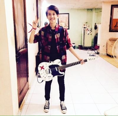 chocochips♥ always support CJR _comate & Soniq @iqbaale @alvaroMaldini1 @teukuRyz