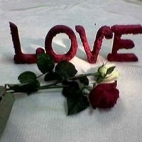 9iFEAWjdx5sEjXj's profile picture. 