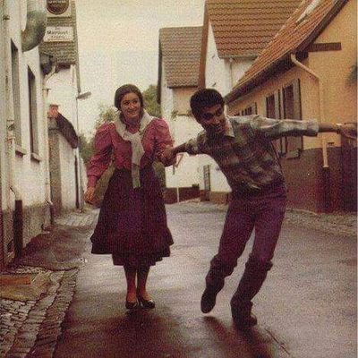 saqra22's profile picture. instagram.
https://t.co/JhQ4Os8NPc