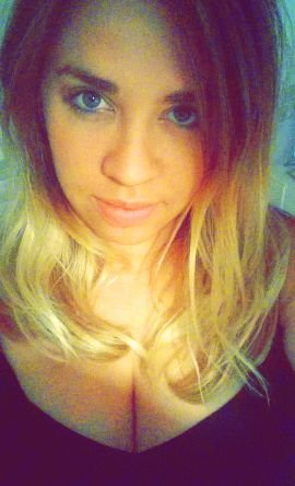 tori_2305's profile picture. 