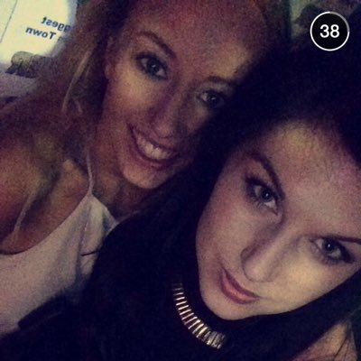 LaurenHall17's profile picture. SNAPCHAT/INSTAGRAM - laurenhall17