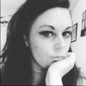 AnnBassette's profile picture. moments