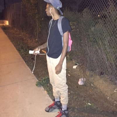 https://t.co/2vLtS9xOzl I'm black and funny why not , follow me #Oip Life