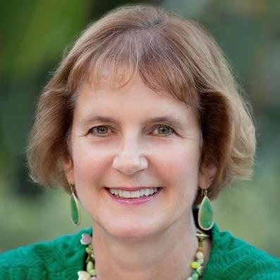 I'm a strengths based Executive Coach, Facilitator and Leadership Trainer who helps leaders identify and realize their daring dreams.