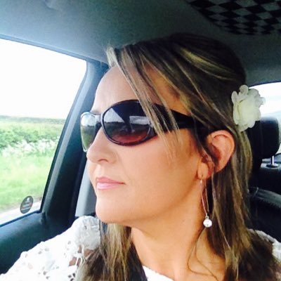 Wife to a gorgeous husband, Mummy to 2 adorable children, Teacher to many fantastic children