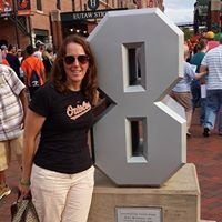 Illinifarmkid's profile picture. Community Manager, Farm kid, Sports enthusiast. Tweets are my own.