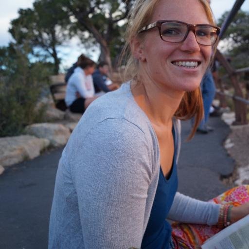 azorgdrager's profile picture. Docent geschiedenis Montessori Lyceum Groningen, student RUG, Moeder van Sonne