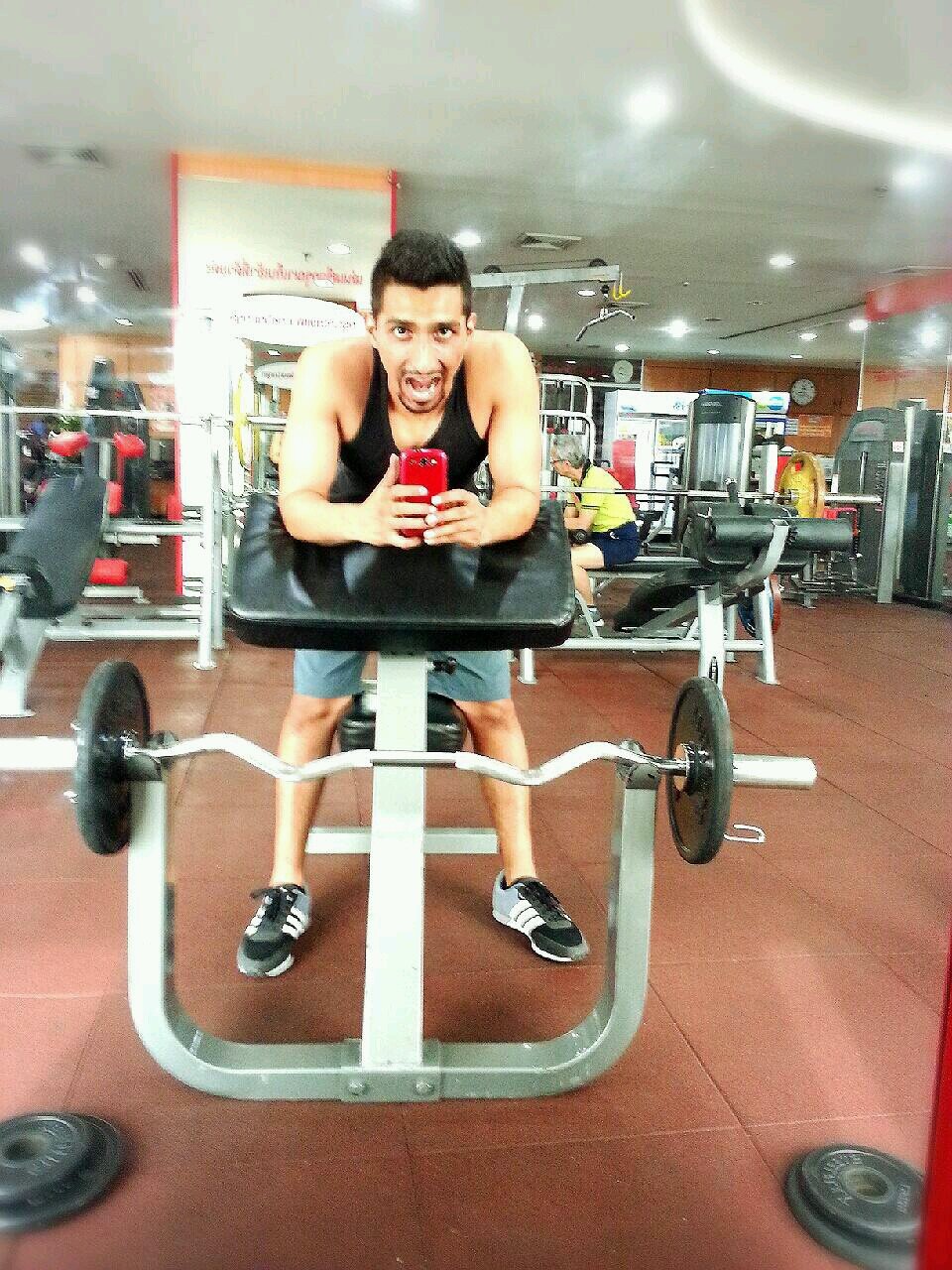 dratifwarraich's profile picture. Travel junkie, explorer, love sandy beaches