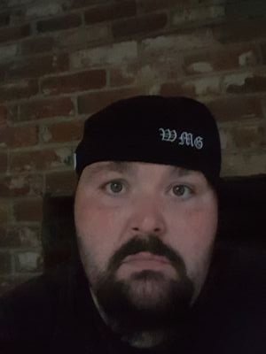 Born and raised in Nashville, married a California girl and moved to NCal. IT manager by day guitar freak by night, comic and game lover. Maynard man crush!